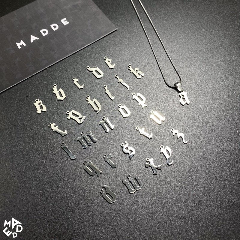 Charm chữ Lẻ - không kèm dây Madde