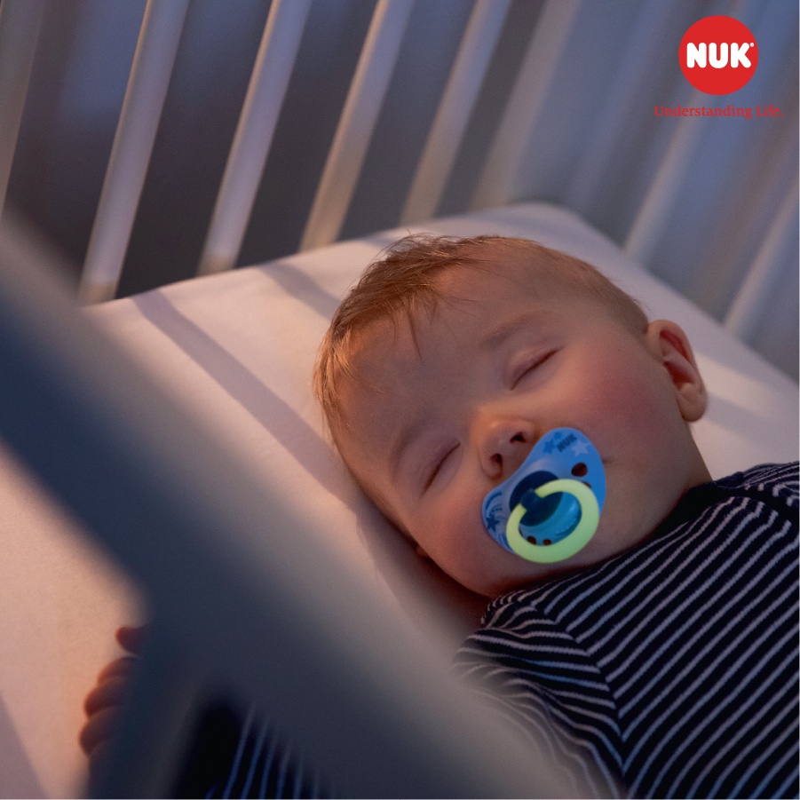 Bộ 2 ti giả NUK silicone ban đêm