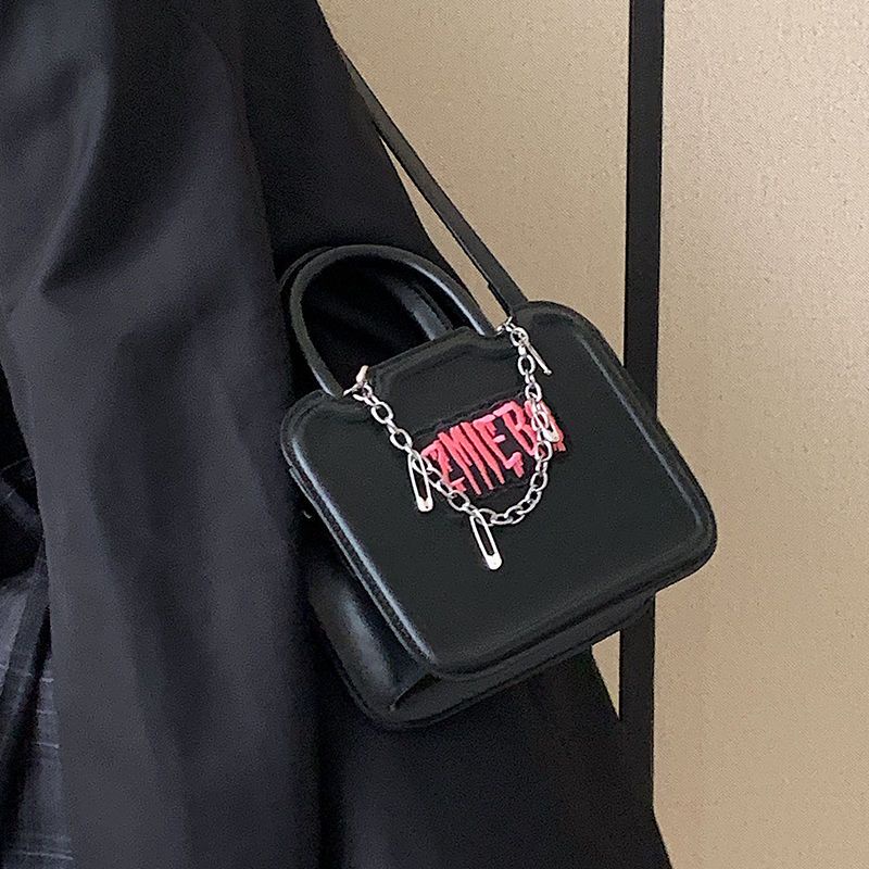 Túi Xách Màu Đen Kích Thước 19x16x7 Thời Trang Dành Cho Nữ