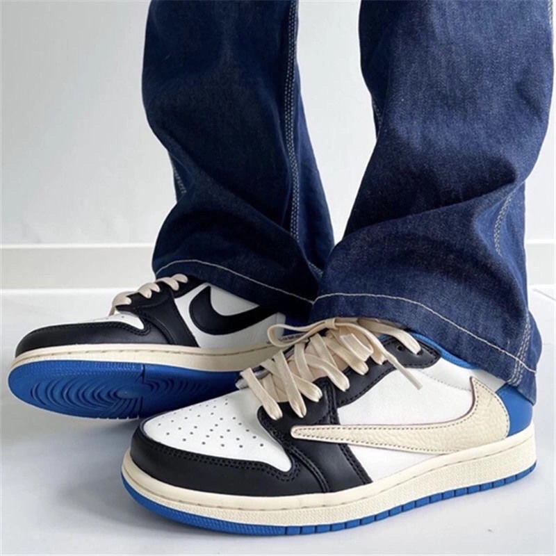 SNEAKERS GIÀY TRAVISS ĐẢO LOGO ĐẾ NGÀ MÀU XANH ĐEN NAM NỮ