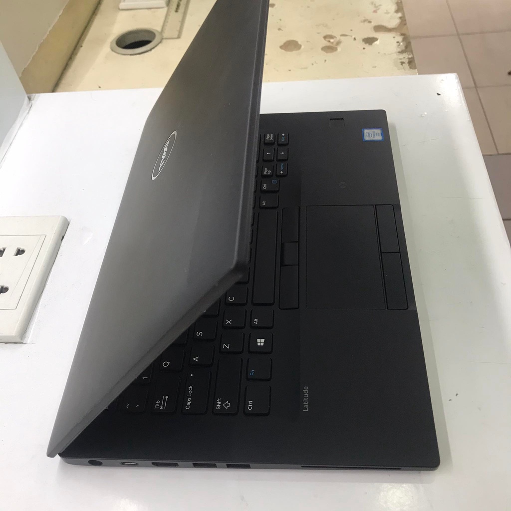 Máy Laptop Dell Latitude E7480 Intel Core I5-6300U, 8gb ram, 256gb ssd, Vga Intel HD Graphics 620, 14.0 inch FHD Đẹp, Rẻ