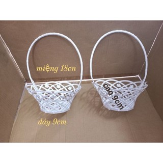 50 giỏ nhựa cắm hoa ( 18 cm *8cm)