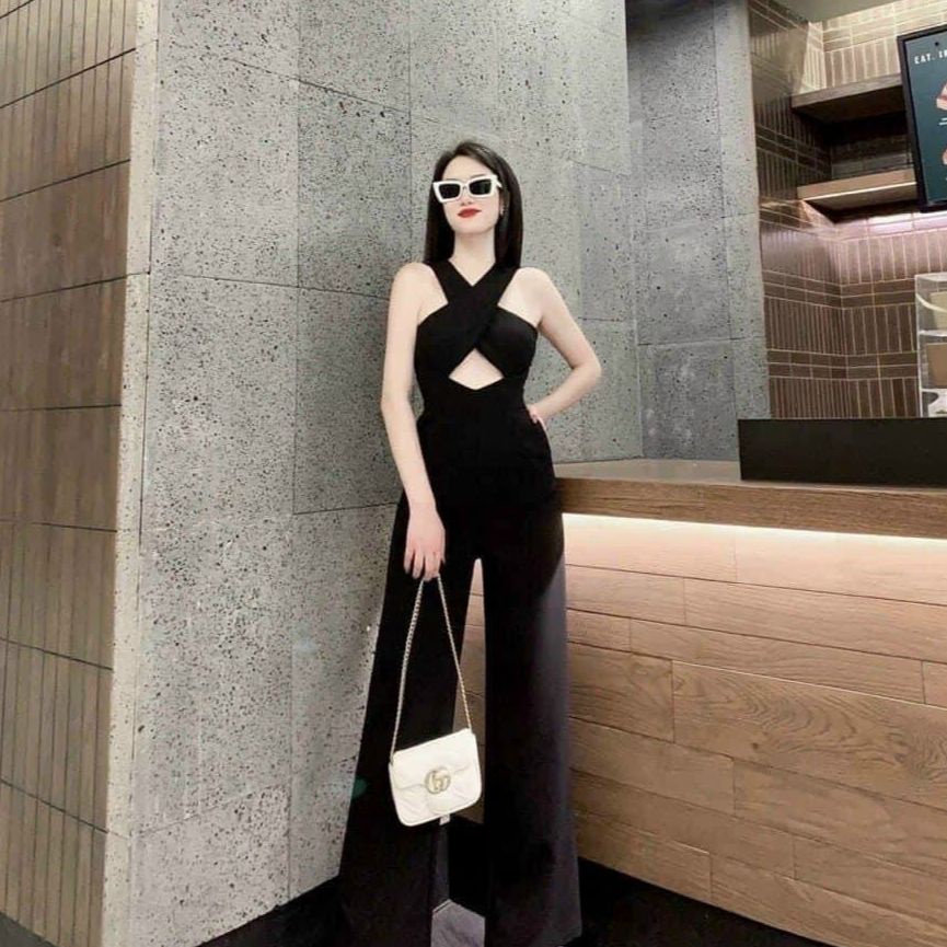 Jumpsuit nữ cổ chéo hở eo xinh xắn, sang chảnh dành cho các nàng đi chơi | BigBuy360 - bigbuy360.vn