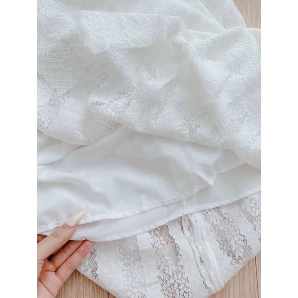 Váy nữ ren viền ngực khoét lưng buộc dây chiết eo xoè trắng