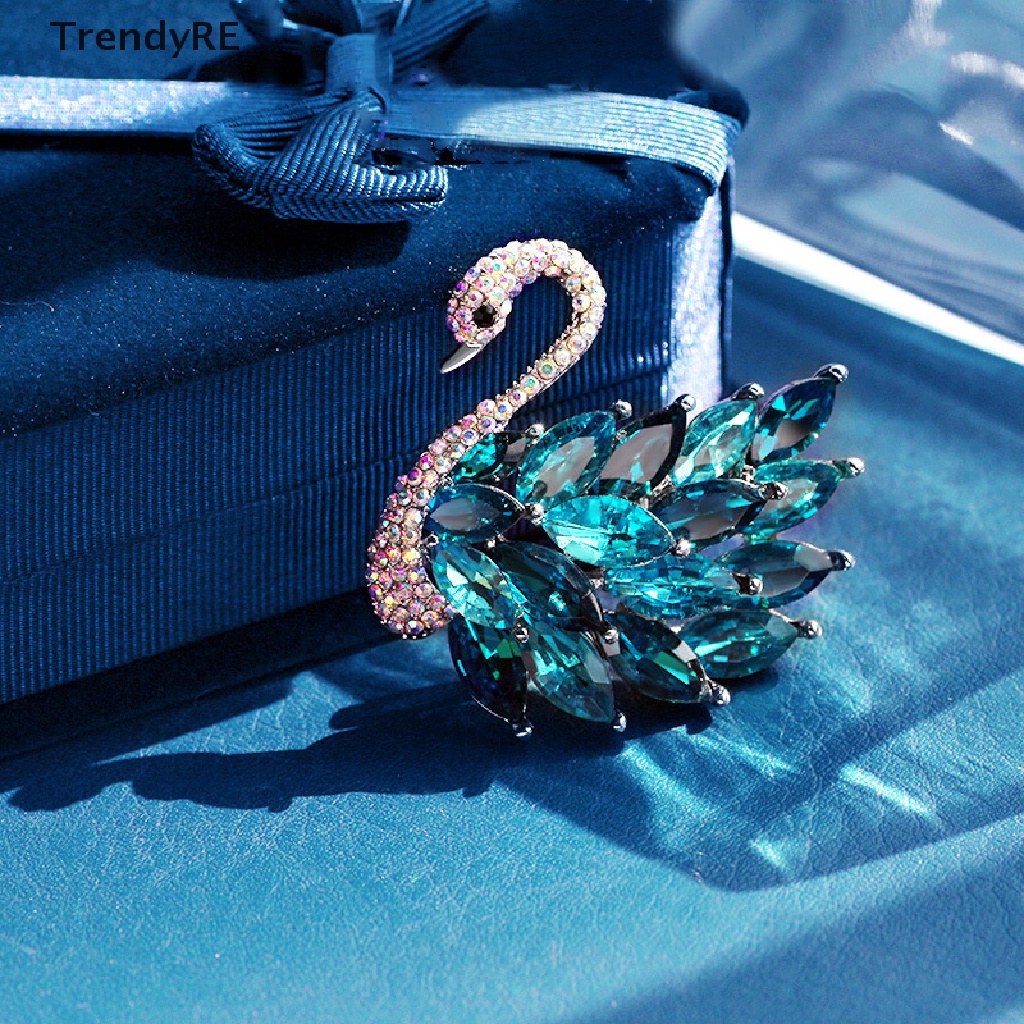 1 Huy Hiệu Cài Áo Hình Thiên Nga Đính Đá Thời Trang