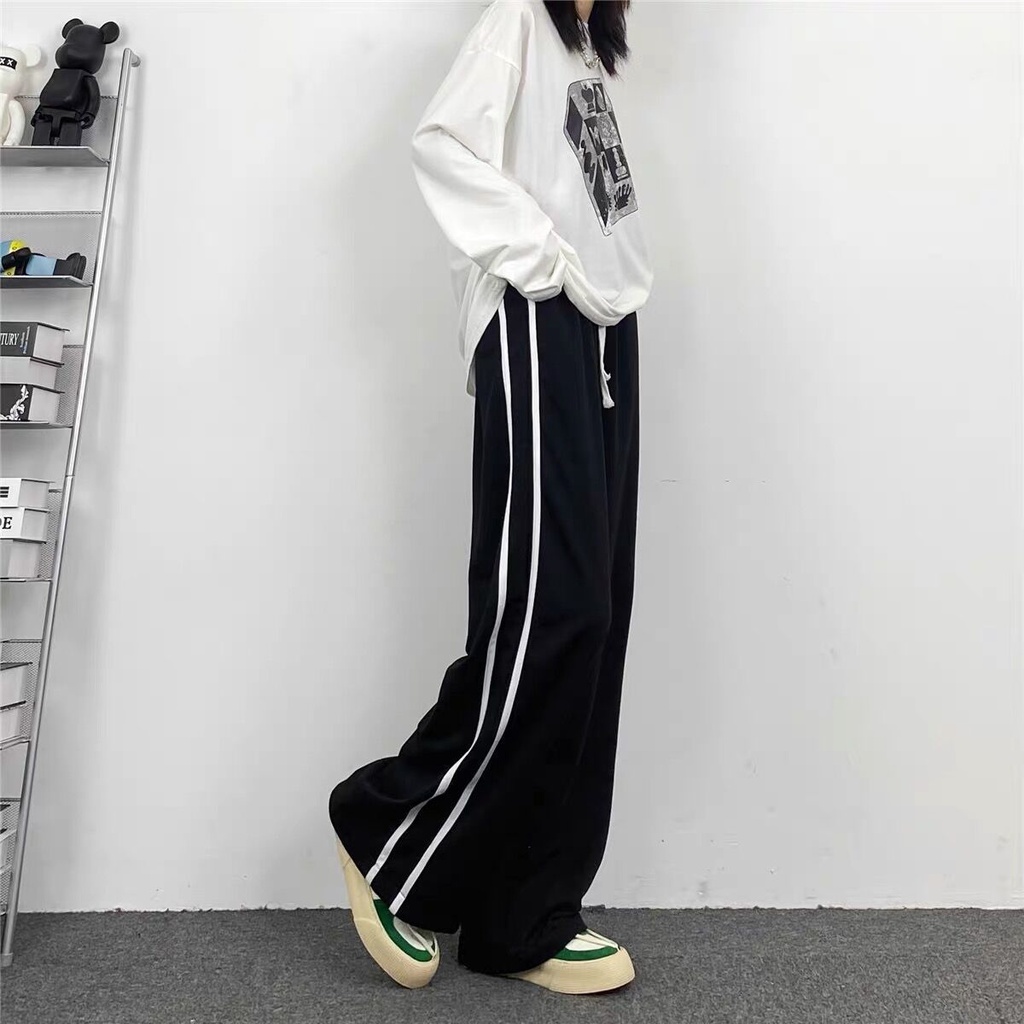 Quần Thể Thao Ống Rộng Họa Tiết Kẻ Sọc Thời Trang Hàn Quốc Mới Cho Nữ