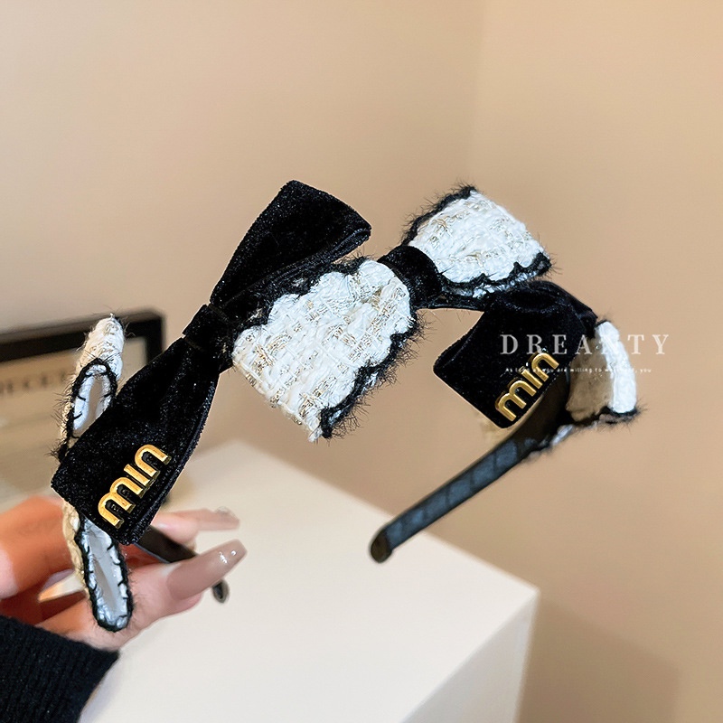 Băng Đô Cài Tóc Cao Cấp Đính Nơ In Chữ Phong Cách Thu Đông Mới