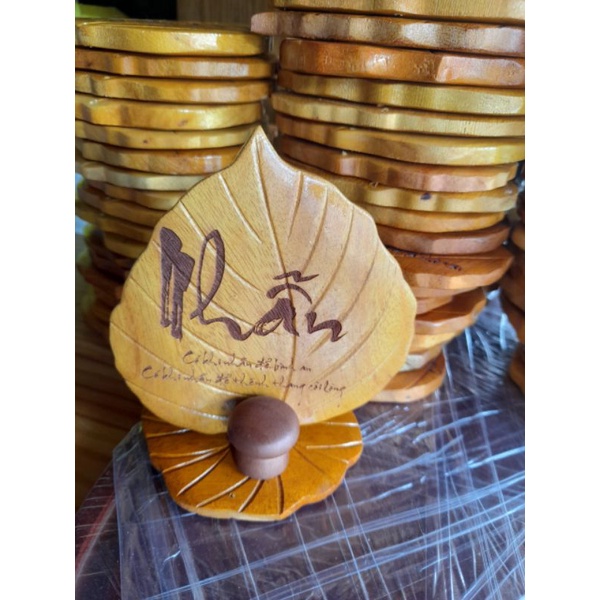 Tranh gỗ thư pháp chữ An Nhiên để bàn