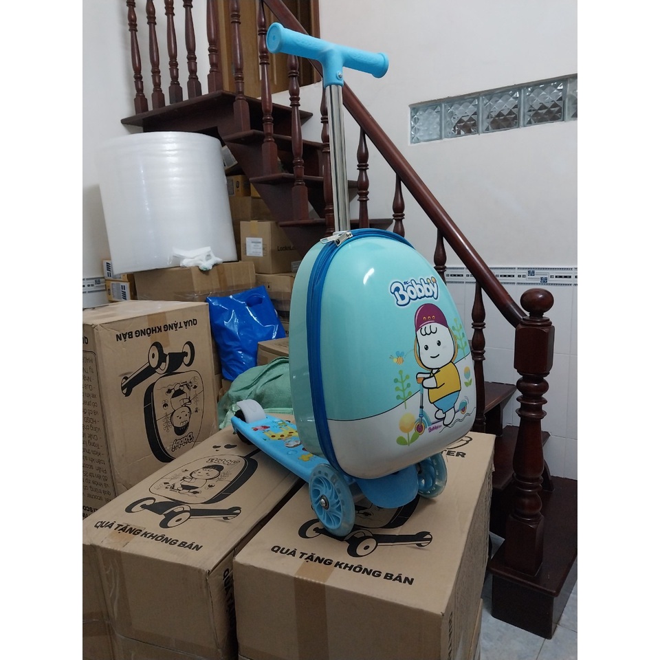 VALI SCOOTER CHO BÉ QUÀ TẶNG TẢ BOBBY