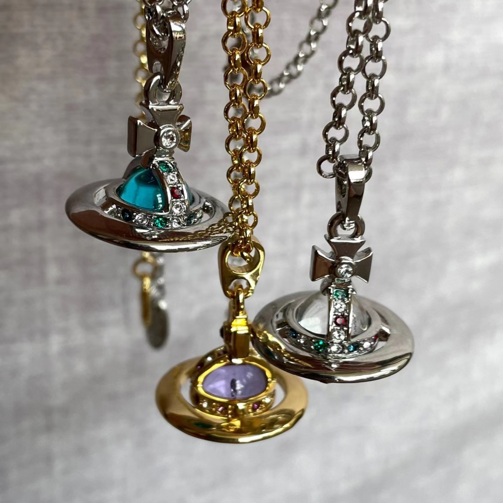 Vòng cổ Mặt Thủy Tinh Ba Chiều Màu Tím / Xanh Dương 10mm Hình Hành Tinh Cao Cấp Vivienne Westwood