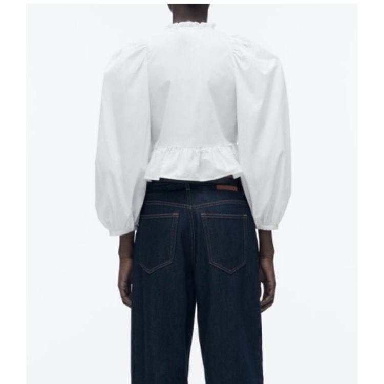 Zara Áo Sơ Mi Ngắn Cổ Tròn Nhún Bèo Trước Thiết Kế Hàng Nút Thời Trang Mùa Xuân 237969026