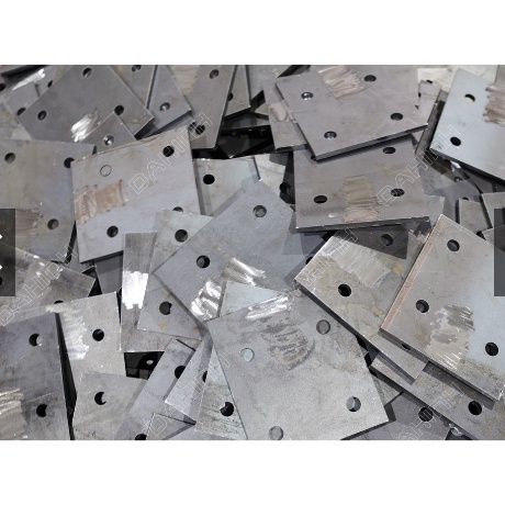 Bản mã 25x25. Bản mã thép vuông 25x25x5  có lỗ và không lỗ