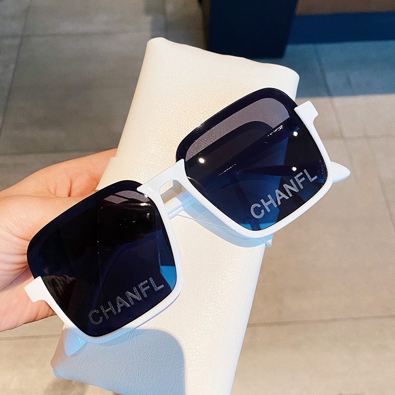 Kính Mát Gọng Vuông In Chữ Phong Cách vintage Thời Trang