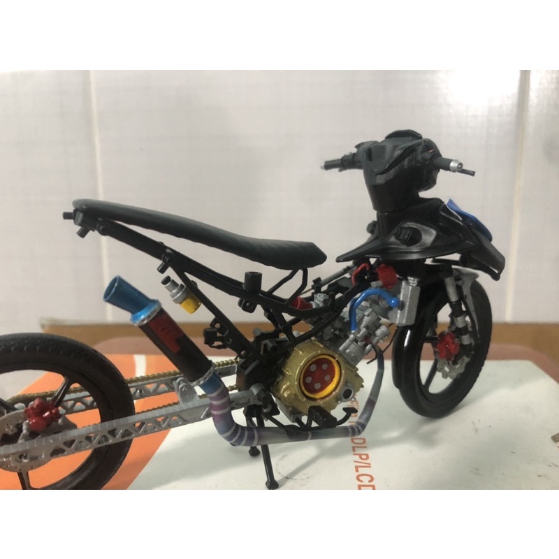 Mô hình Ex 65+4 Style Race & Touring tỉ lệ 1:12 | Scale 1:12