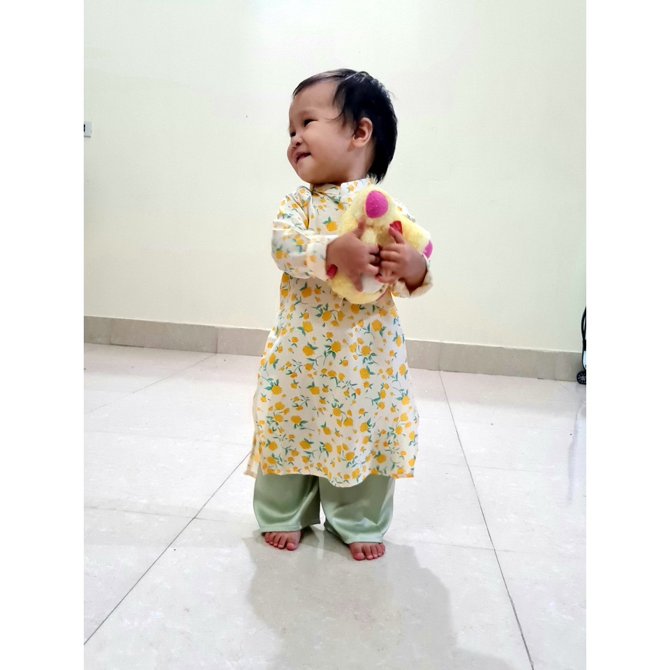 Áo Dài Họa Tiết Hoa Nhí