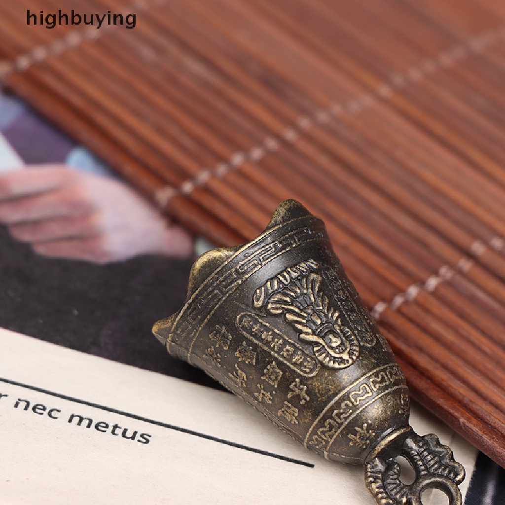 Chuông Phong Thủy Mini Điêu Khắc Hình Phật Cầu Nguyện Trung Hoa Cổ Điển