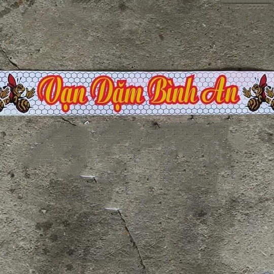 Tem vạn dặm bình an con ong vàng siêu hot