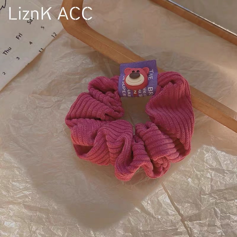 Cột tóc scrunchies hình gấu dâu tây lotso dễ thương cho nữ đẹp hottrend hàn quốc De Perier