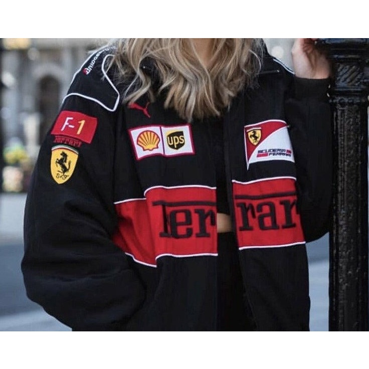 Áo Khoác Cotton Tay Dài Thêu Logo Ferrari Team F1 Màu Đen Thời Trang Thu Đông