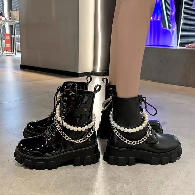 Boot da bóng đế 6cm kèm xích cực trend Ulzzang