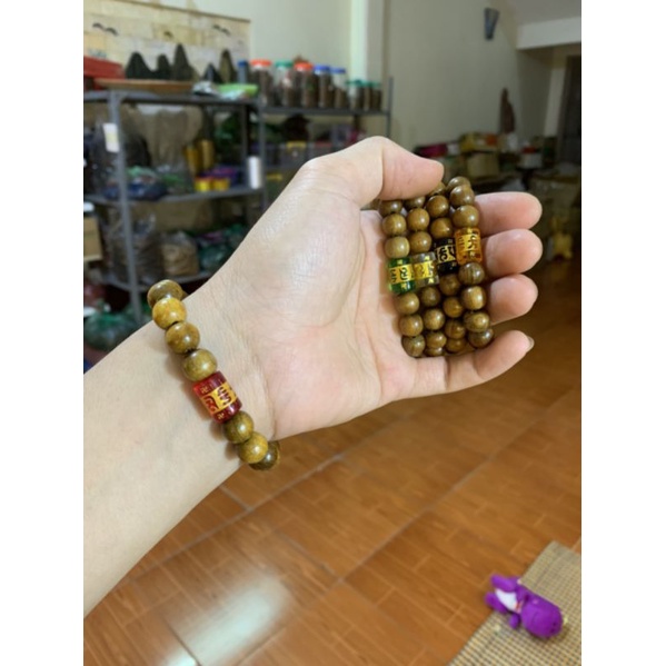 Vòng gỗ thơm mix đá omani