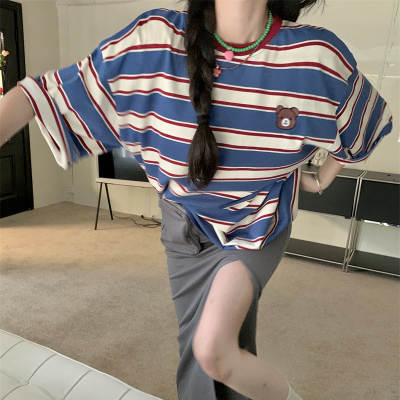 Áo thun SUXI ngắn tay dáng rộng kẻ sọc thêu họa tiết xinh xắn dễ phối đồ cho nữ