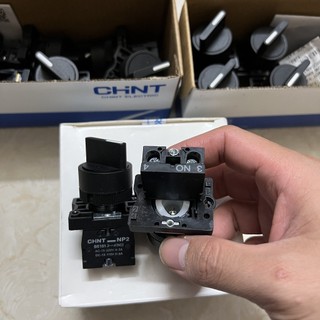 Công tắc xoay Chint 2_ 3 vị trí phi 22