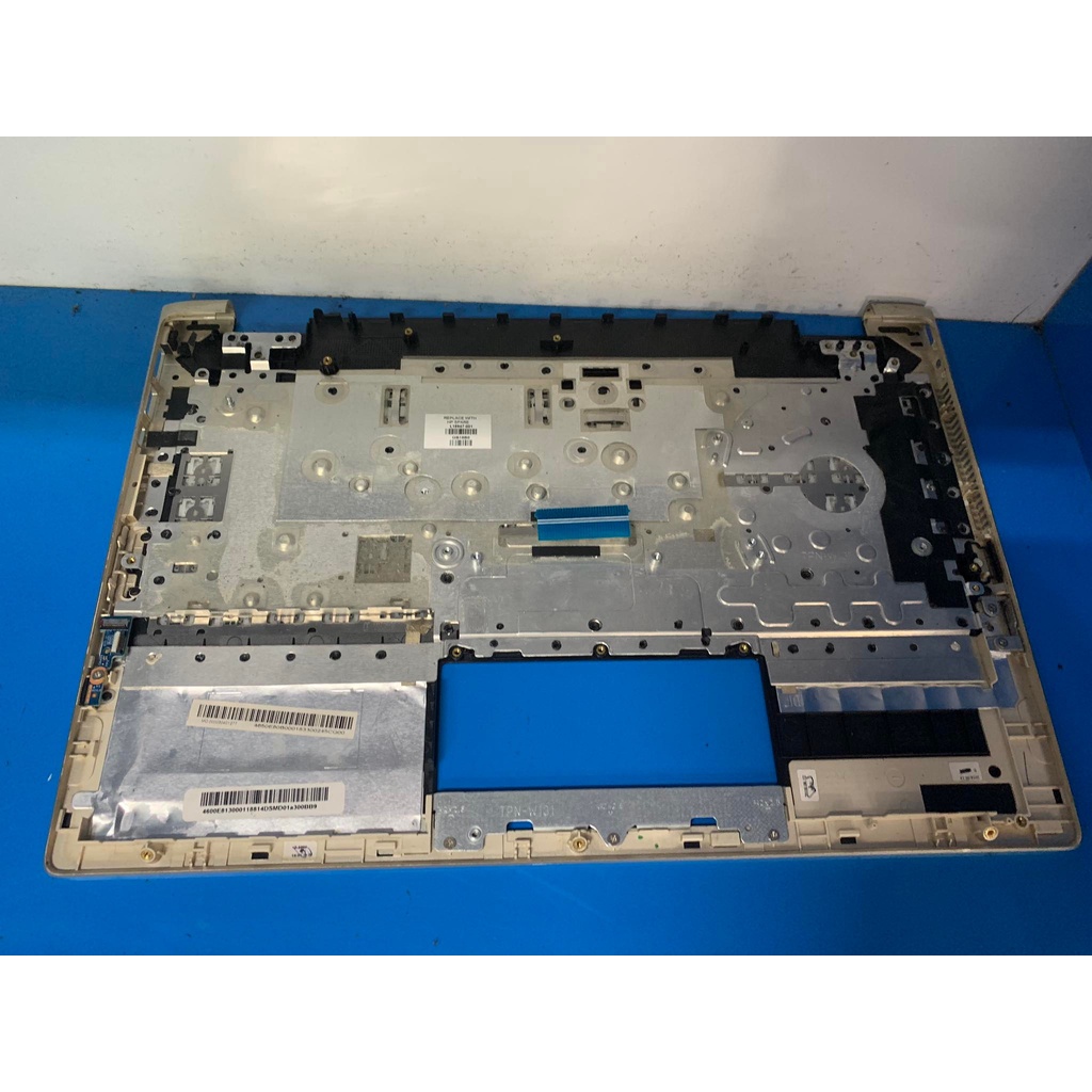 Vỏ mặt c dành cho laptop hp 14 cd ( vỏ tháo máy tặng phím chưa test )
