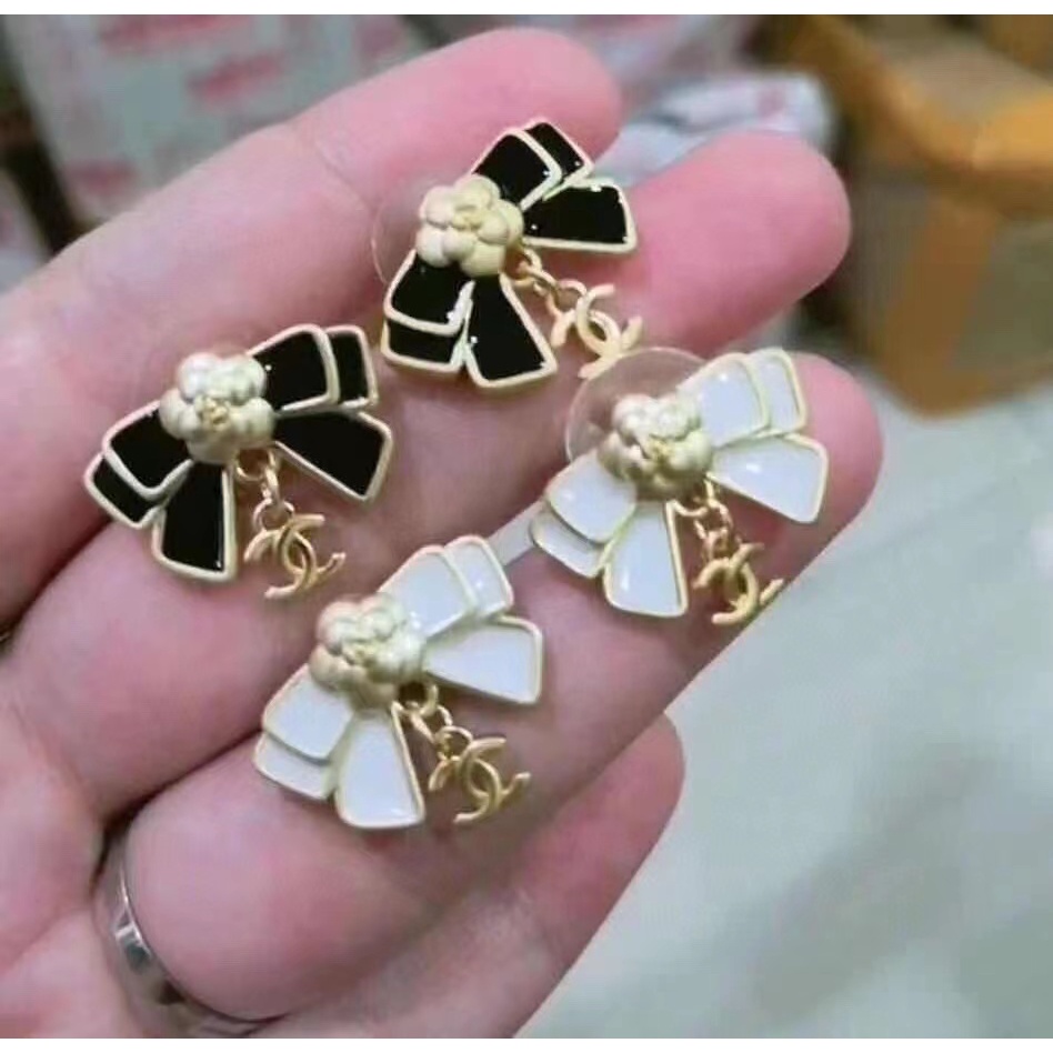 Bông Tai Hoa Trà Sang Trọng Cho Nữ