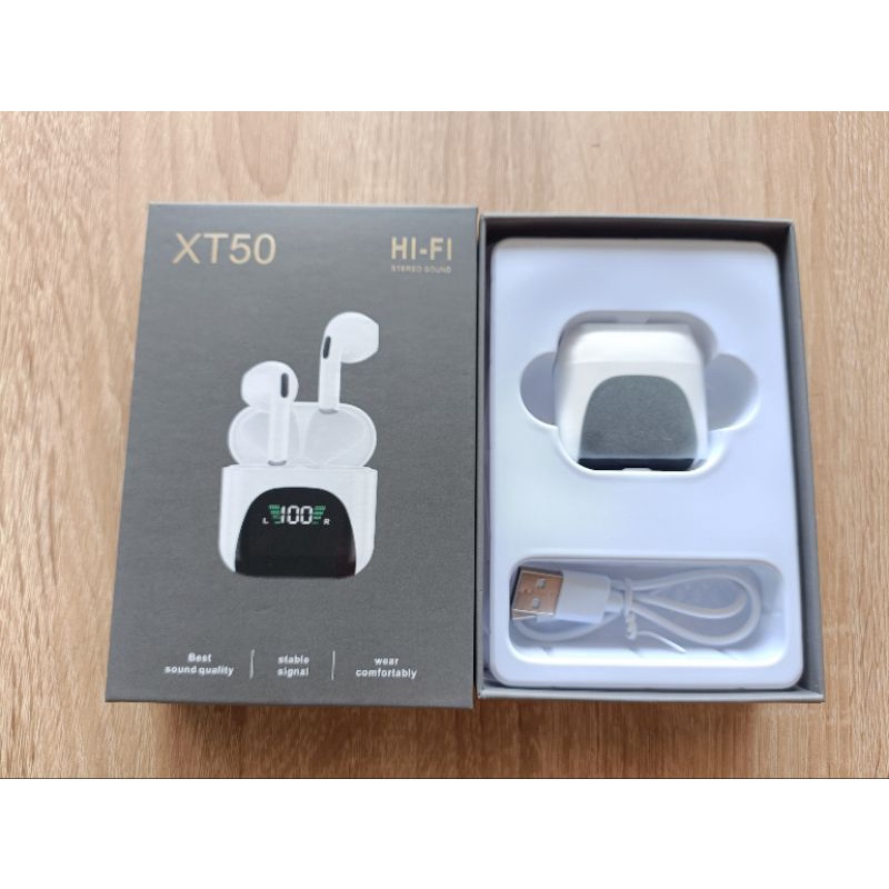 Tai nghe Bluetooth XT50 hiển thị pin