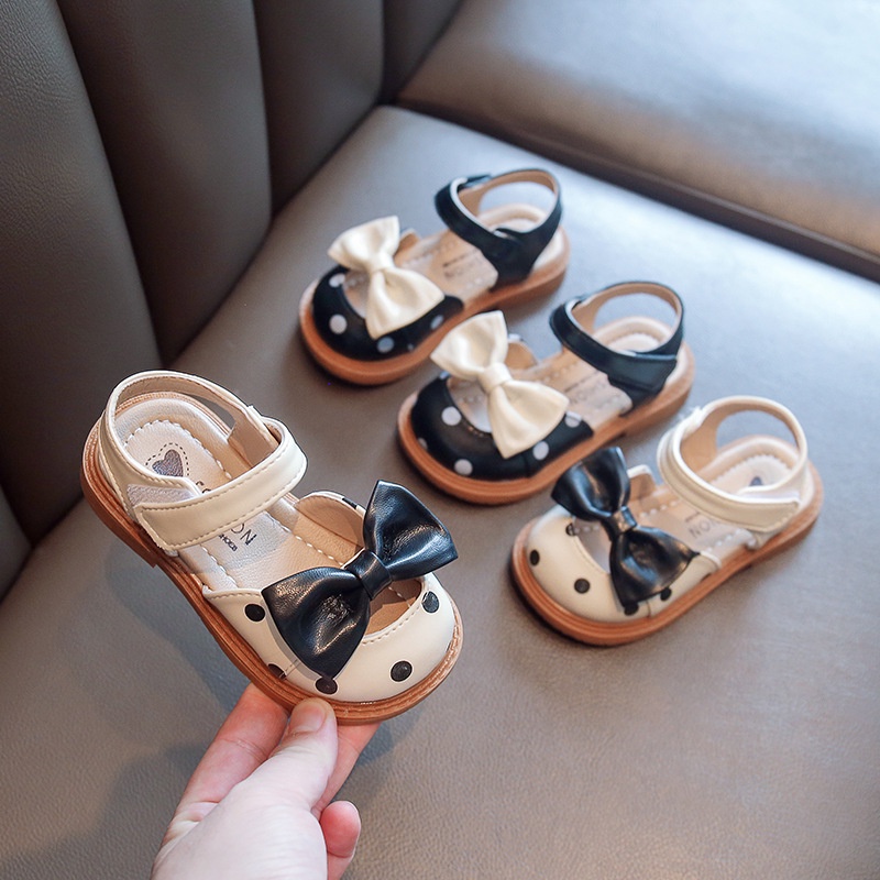 sandal bé gái - Giày búp bê đế bệt quai dán phối Nơ chấm bi cho bé từ 1-5 tuổi D13