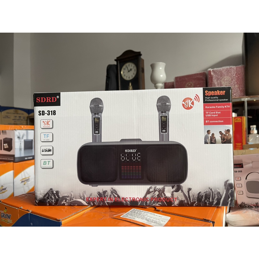 Loa karaoke bluetooth SD318 âm thanh hay, kèm 2 micro, dòng cao cấp hiện nay