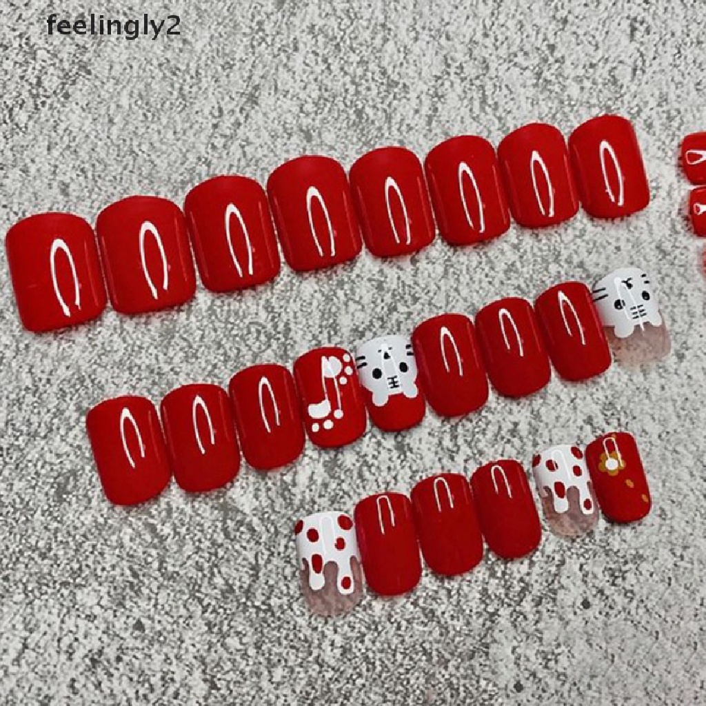 [Hàng Có Sẵn] Hộp 30 Móng Tay Giả Dạng Nhấn Ngắn Trang Trí Năm Mới (F)