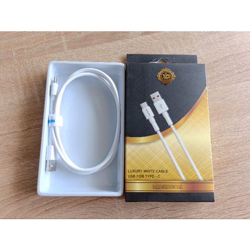 Cáp sạc XD1 dây trắng chắc chắn
