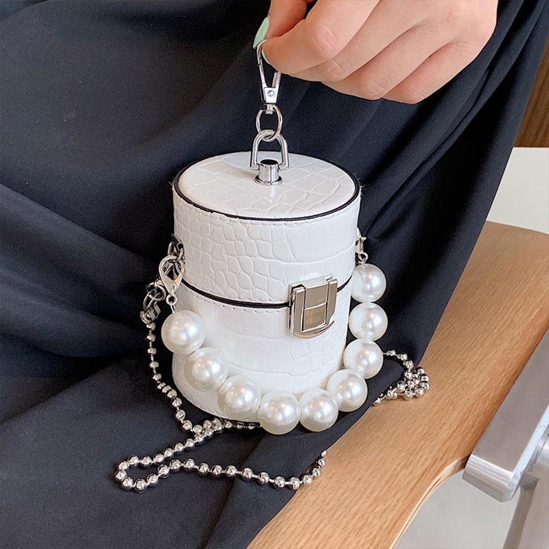 Mischa Túi Đeo Chéo mini Bằng Da PU Màu Trơn Đính Ngọc Trai Thời Trang Phong Cách Phương Tây