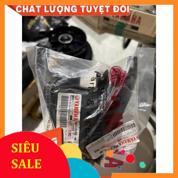 dàn áo nhựa r15v3 r15 đuôi sau trên đèn hậu r15 hàng chính hãng yamaha new 100% giá rẻ vô địch