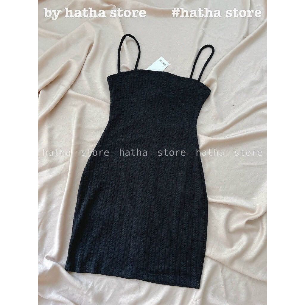 Đầm Body Hai Dây Trơn Len Gân