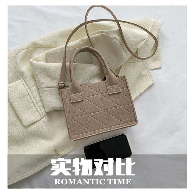 Túi Xách Đeo Vai Sức Chứa Lớn Màu Sắc Đơn Giản Cho Nữ