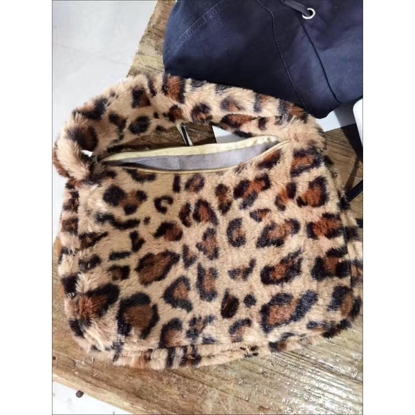 Túi xách đeo tay nữ hoạ tiết da beo báo đốm phong cách Mai Âm Nhạc nữ tính, Túi xách đeo vai nữ thời trang da beo