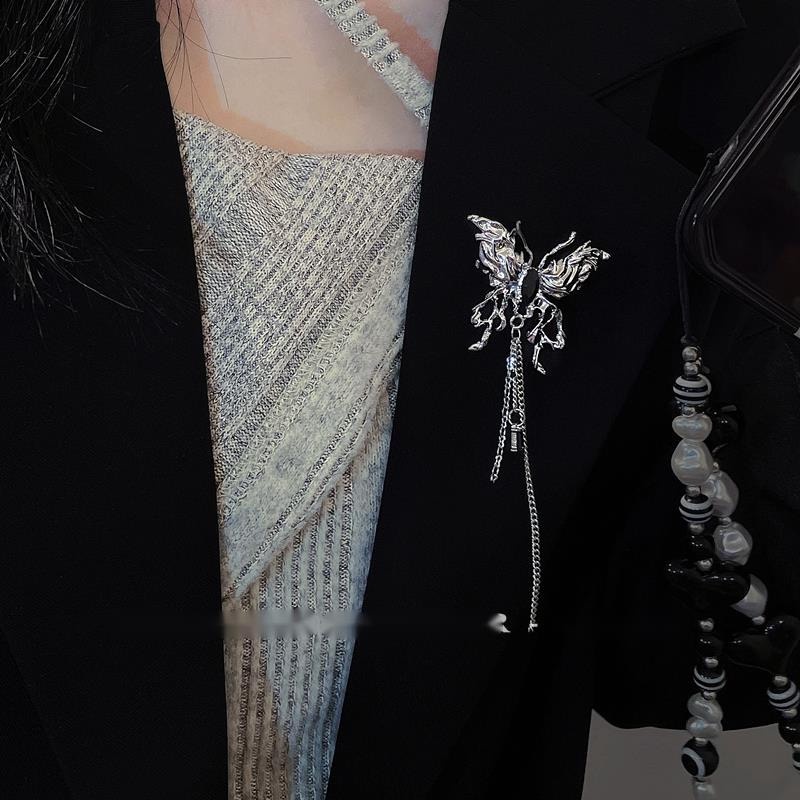 Ghim Cài Áo Hình Bướm Tua Rua Phong Cách Hàn Quốc Cá Tính