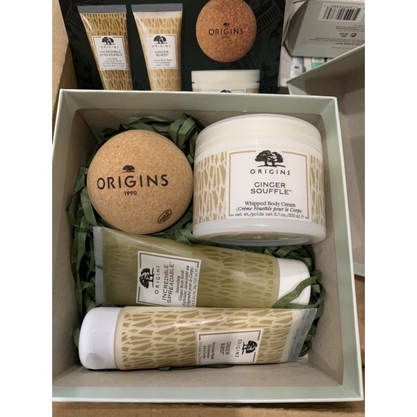 ✨Set tắm dưỡng thể và tẩy da chết Origins✨