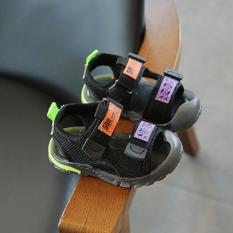 Giày Đi Biển Đế Mềm Chống Trượt An Toàn Dành Cho Trẻ