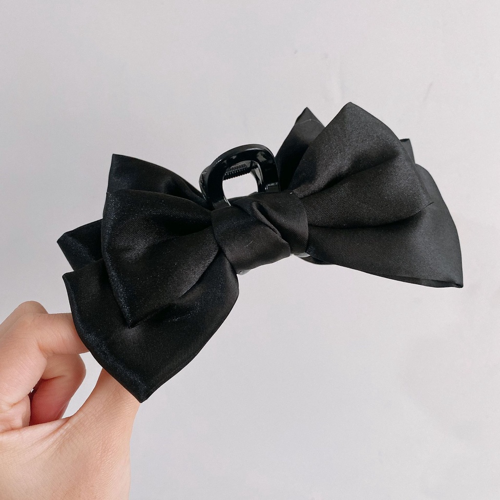 Kẹp Tóc Hình Cá Mập Đính Nơ Hồng Phong Cách Forty Styles 2023 CupidStore