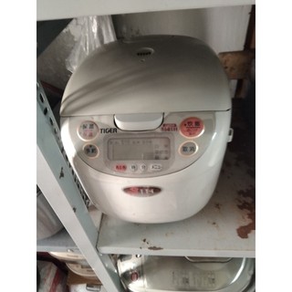 Nồi cơm điện cao tần Nhật