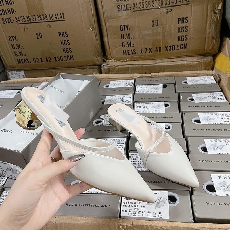 MÃ 8860GIẦY SỤC QUAI CHÉO GÓT QUẢ CẦU FULL BOX