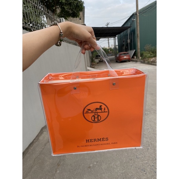 Túi giấy hãng custom size42