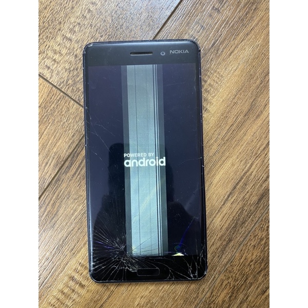 Nokia 6 màn mực, dính tk google