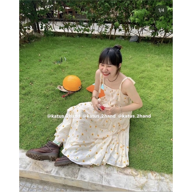 Đầm dây hướng dương