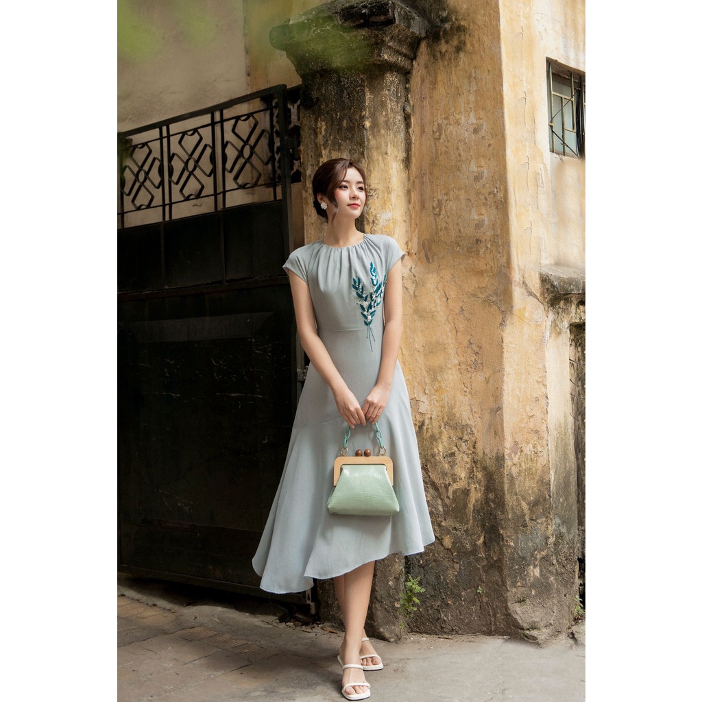 OLV - Đầm Emery Embro Dress