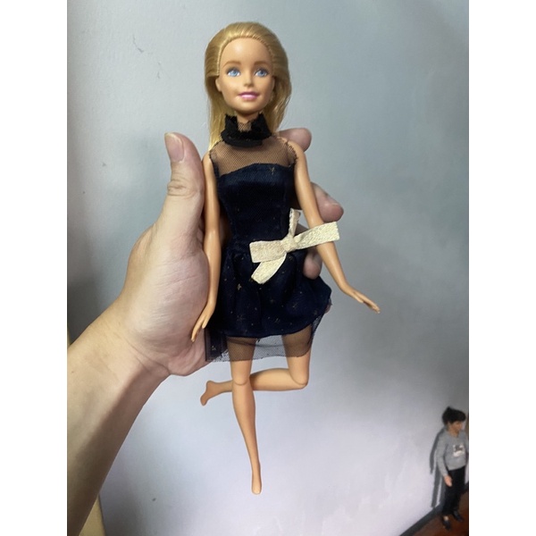 Búp bê Barbie dòng mới (khớp gối sâu)